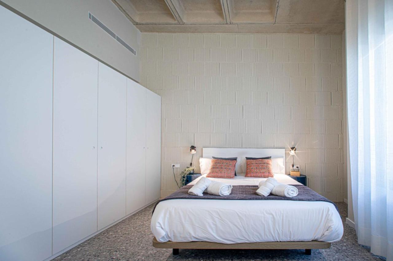Barcelona Touch Apartments - Rosich L'Hospitalet de Llobregat Exterior photo