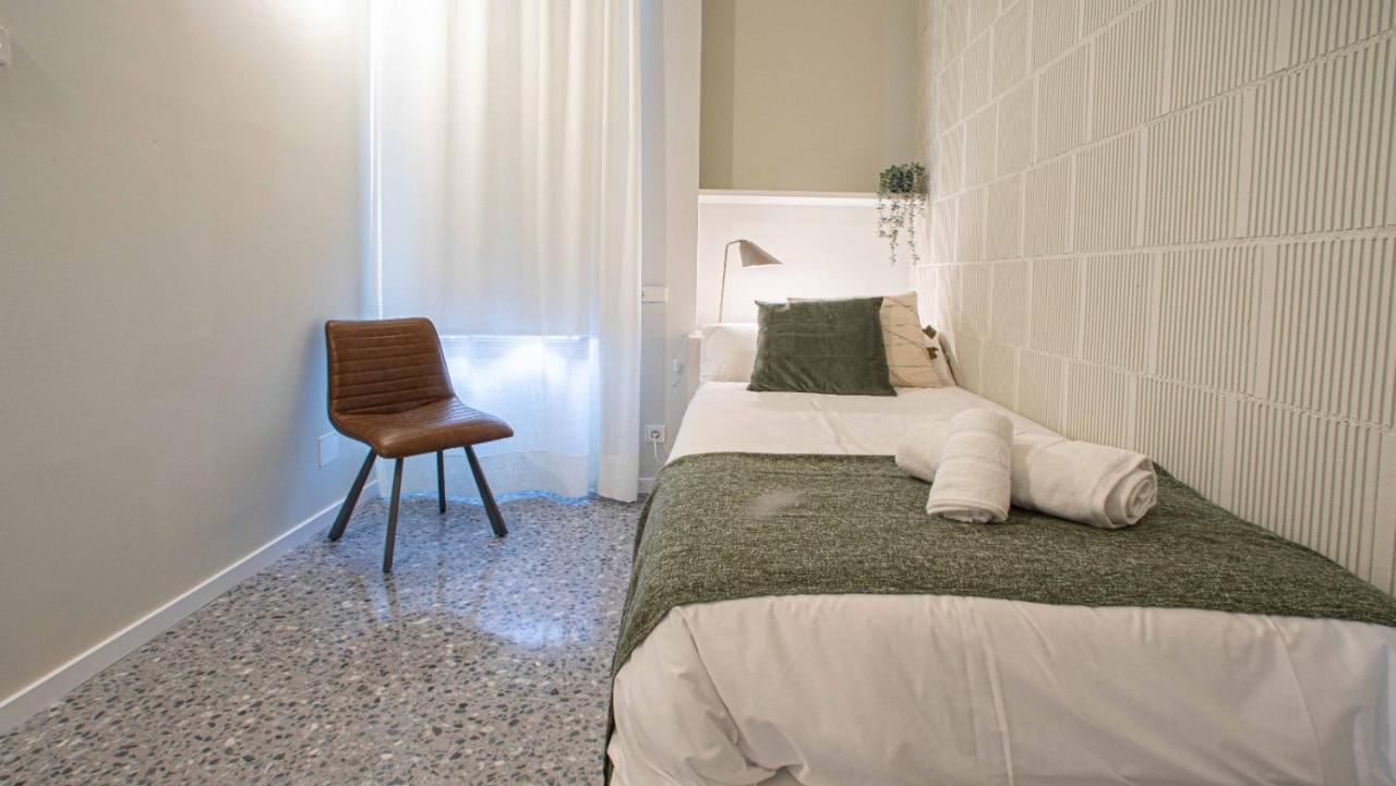 Barcelona Touch Apartments - Rosich L'Hospitalet de Llobregat Exterior photo